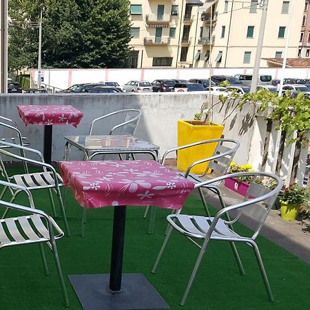 Ca Moderna/Moderno Hotel Mestre Ngoại thất bức ảnh