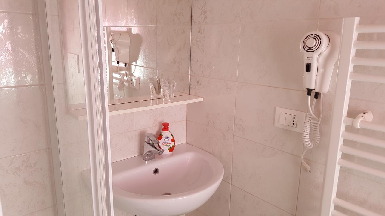 Ca Moderna/Moderno Hotel Mestre Ngoại thất bức ảnh